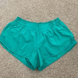 Lululemon hotty hot size 6